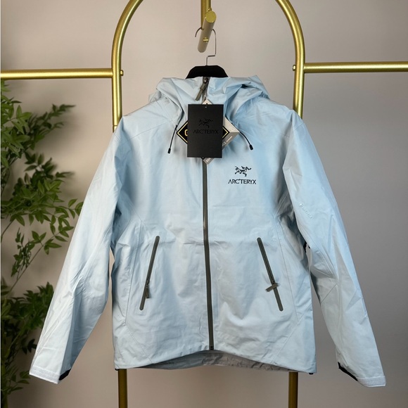 Arc'teryx Sky Blue Hooded Jacket - Picture 1 of 6